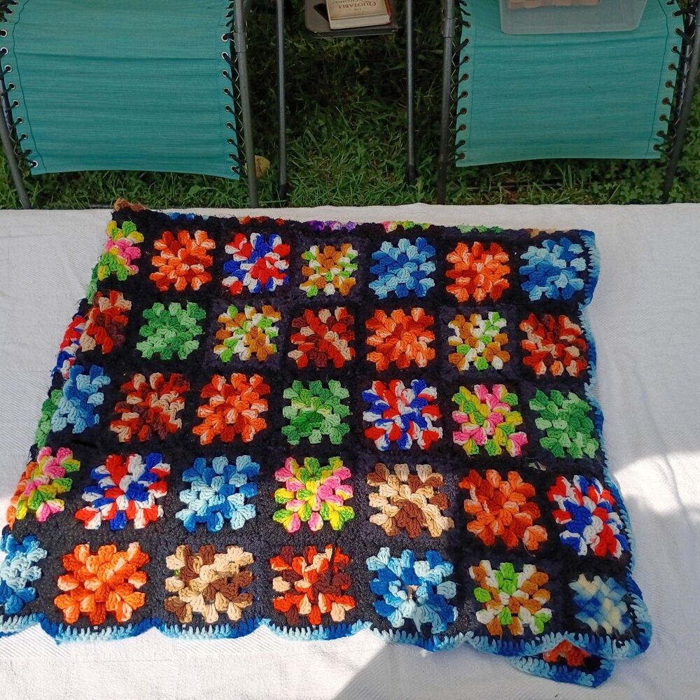Vintage Handmade Crochet Granny Square Afghan Blanket Throw Rosanne Scallop Edge